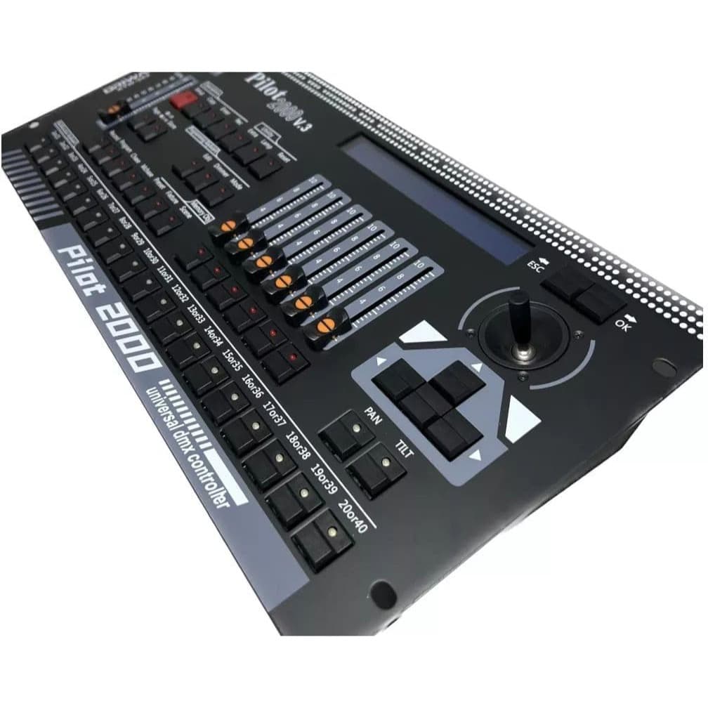 Pilot 2000 V3 Işık Masası (512 DMX, Hard Case Dahil) — görsel 2